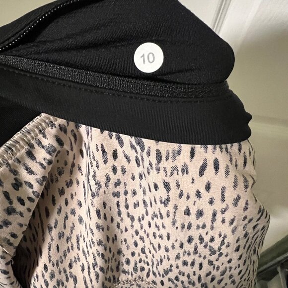 Lululemon Pace Rival Skirt Dottie Dash White Black Size 10 - Picture 3 of 3